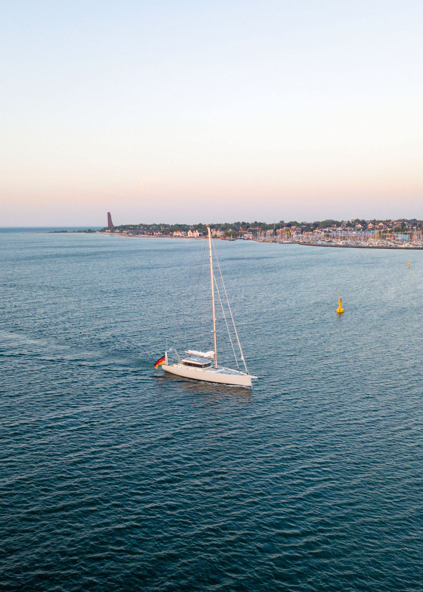 Photo of the ship Seibold in the sea