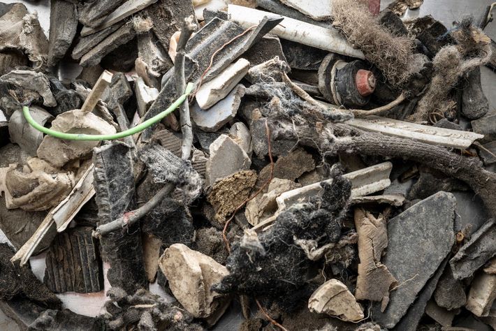 The aim at SECARA is using the tools of chemistry to break down durable, high-quality mixed-plastic waste.