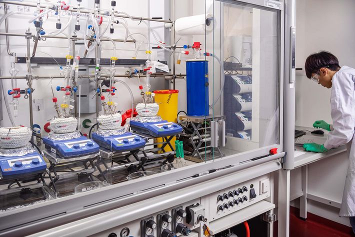 In the labs at IST Austria, researchers are creating new nanomaterials in order to generate electricity from temperature gradients on their surfaces. A researcher at the lab